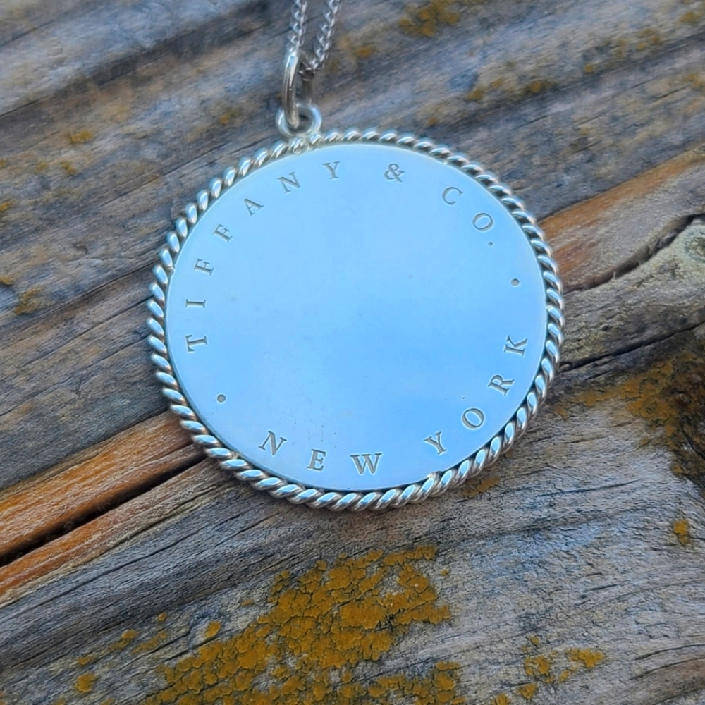 ***SOLD**Tiffany and Co Twist Pendant and necklace